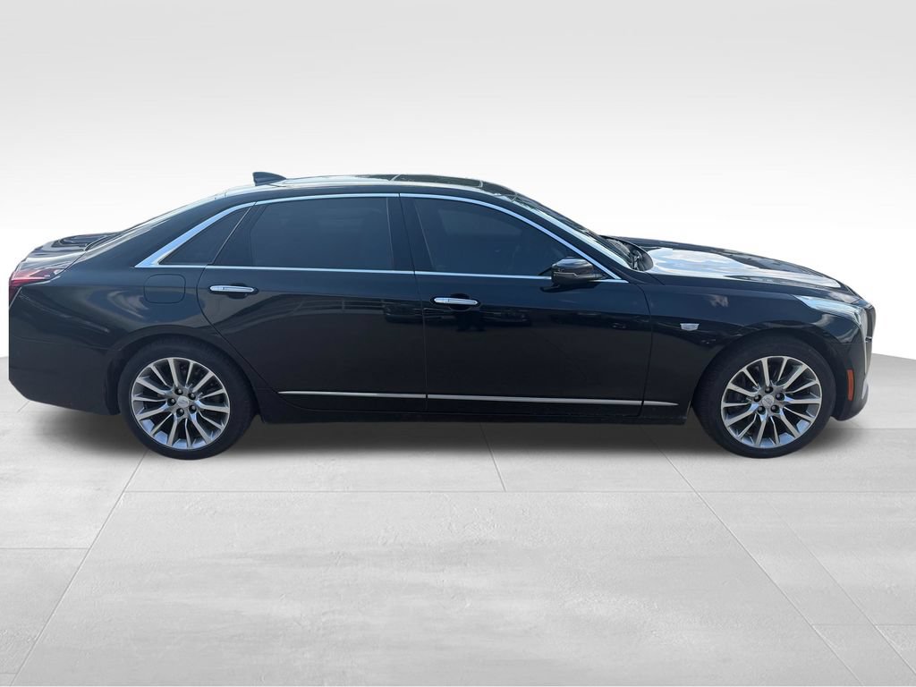 Used 2018 Cadillac CT6 Luxury AWD/4WD image 4