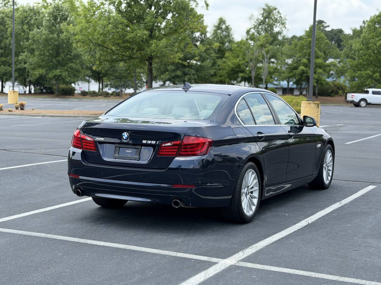 Used 2013 BMW 535i xDrive Sedan AWD/4WD image 7