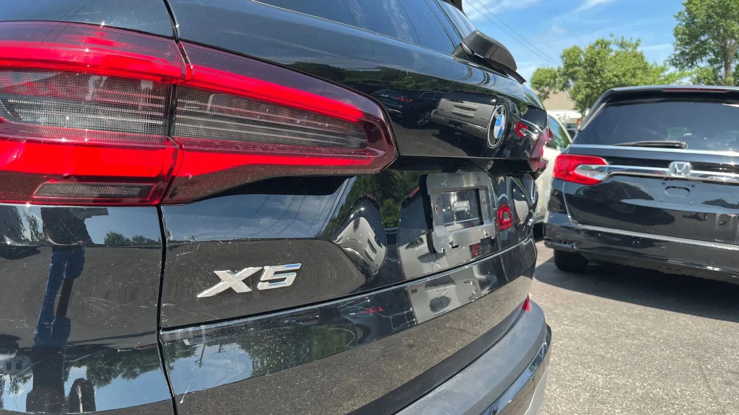 Used 2021 BMW X5 xDrive40i w/ Convenience Package image 14