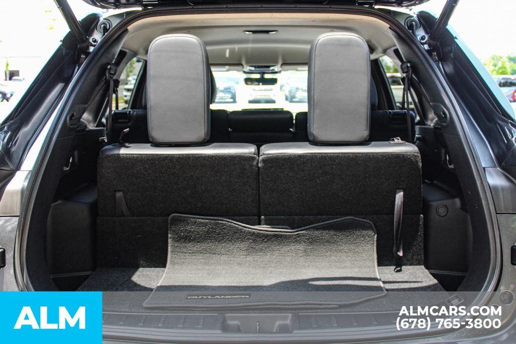 Used 2025 Mitsubishi Outlander SE FWD image 22