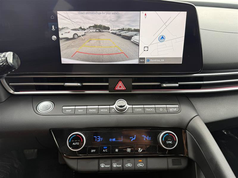 Used 2024 Hyundai Elantra SEL FWD image 15
