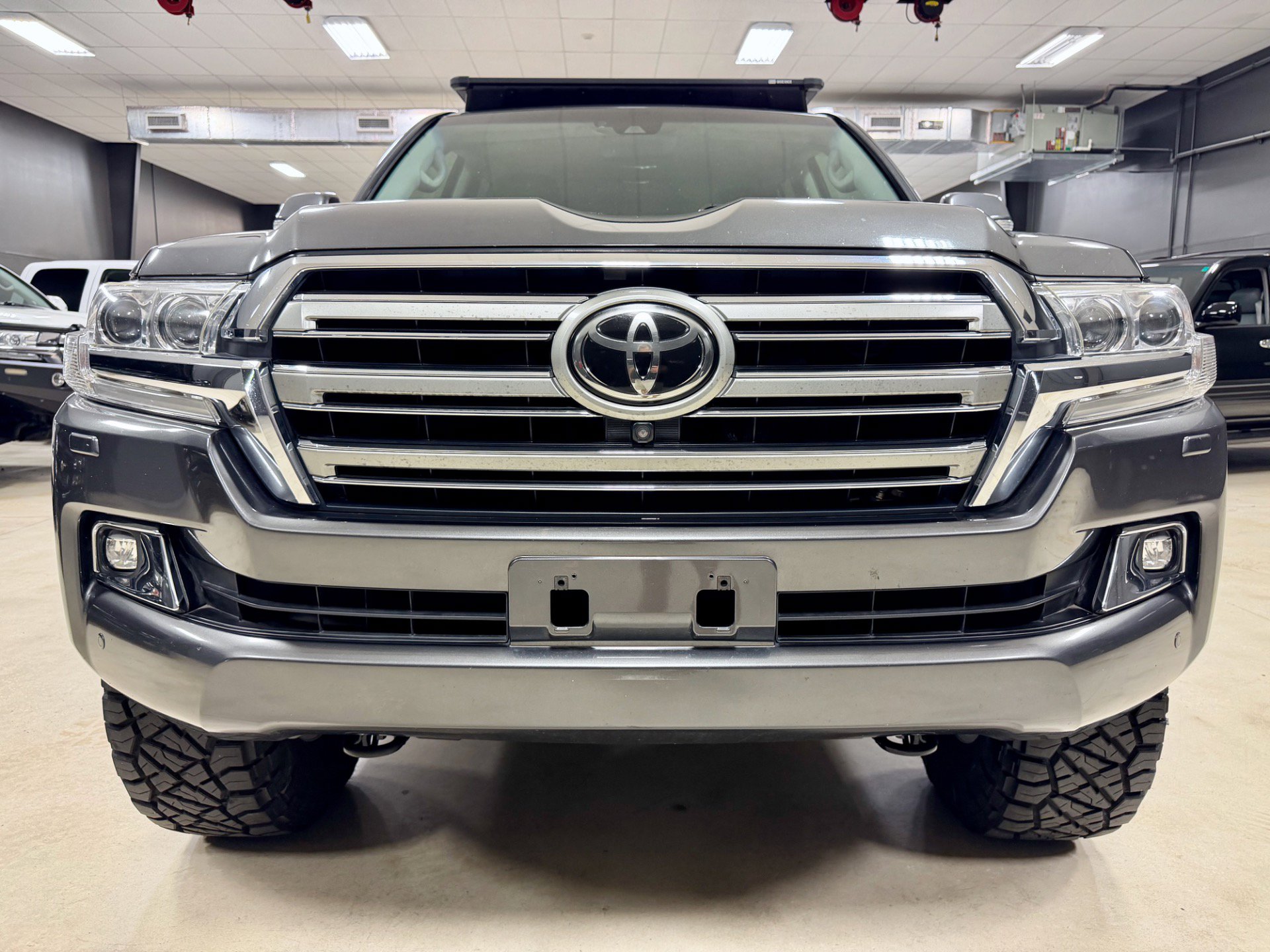 Used 2016 Toyota Land Cruiser AWD/4WD image 22