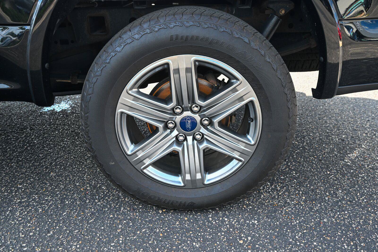 Certified 2018 Ford F150 Lariat w/ Equipment Group 502A Luxury AWD/4WD image 13