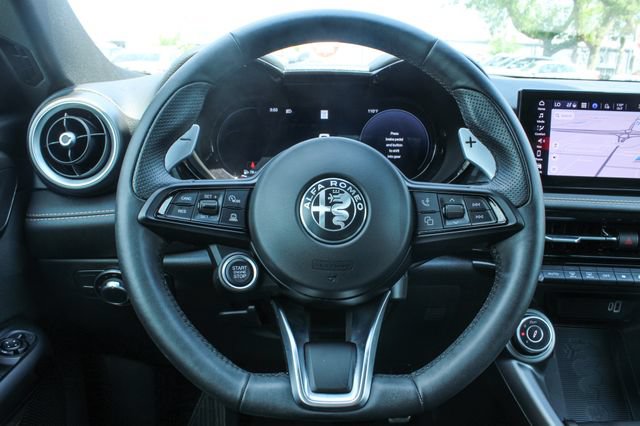 Used 2025 Alfa Romeo Tonale w/ Premium Package AWD/4WD image 24