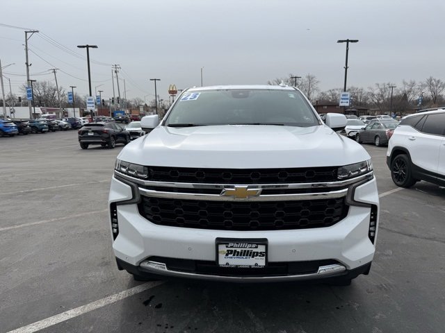 Used 2023 Chevrolet Suburban LS image 2