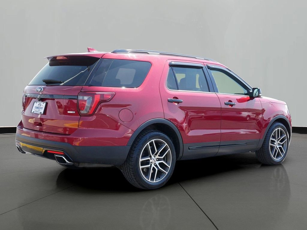 Used 2016 Ford Explorer Sport w/ Equipment Group 401A AWD/4WD image 3