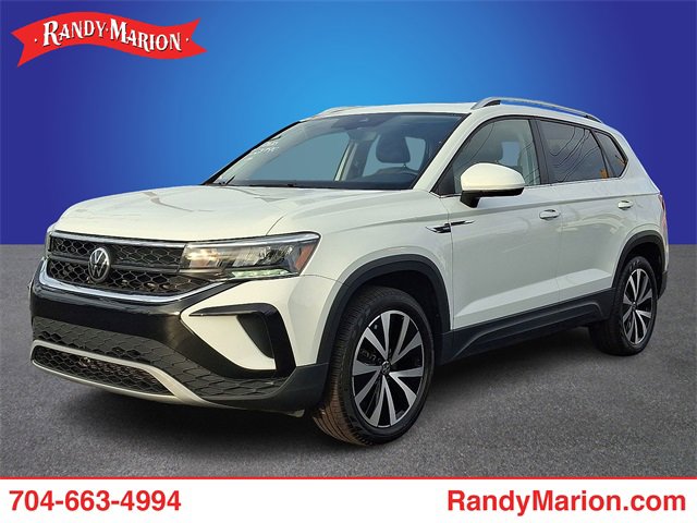 Used 2023 Volkswagen Taos SE image 1