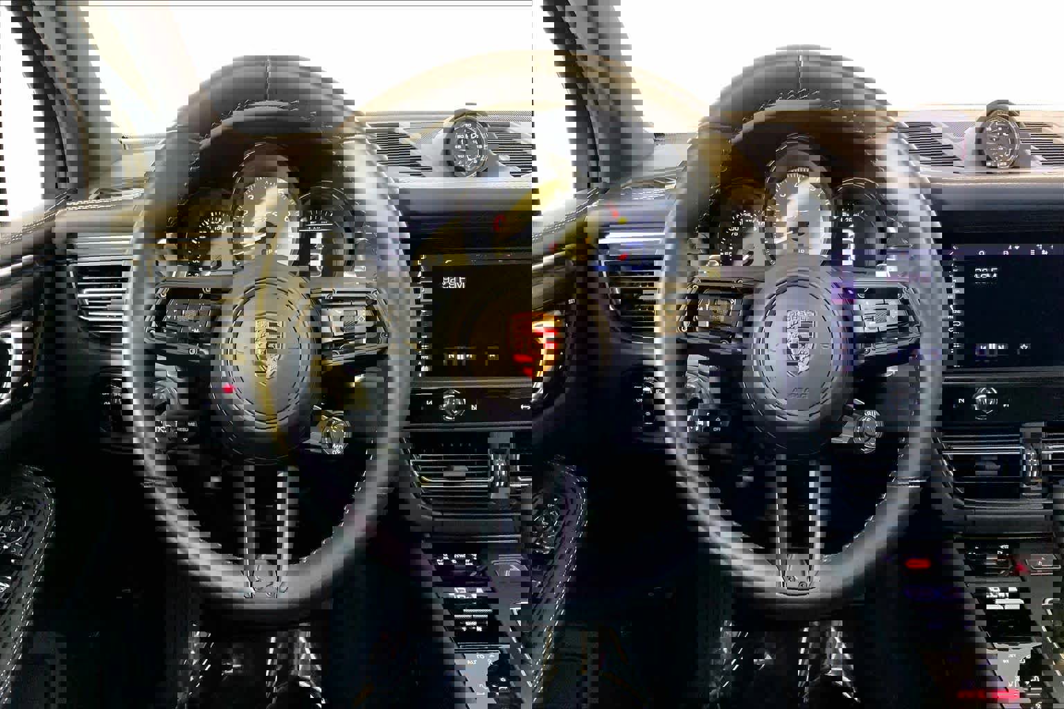 Used 2022 Porsche Macan GTS image 15