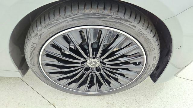 Used 2024 Mercedes-Benz E 350 4MATIC Sedan image 55