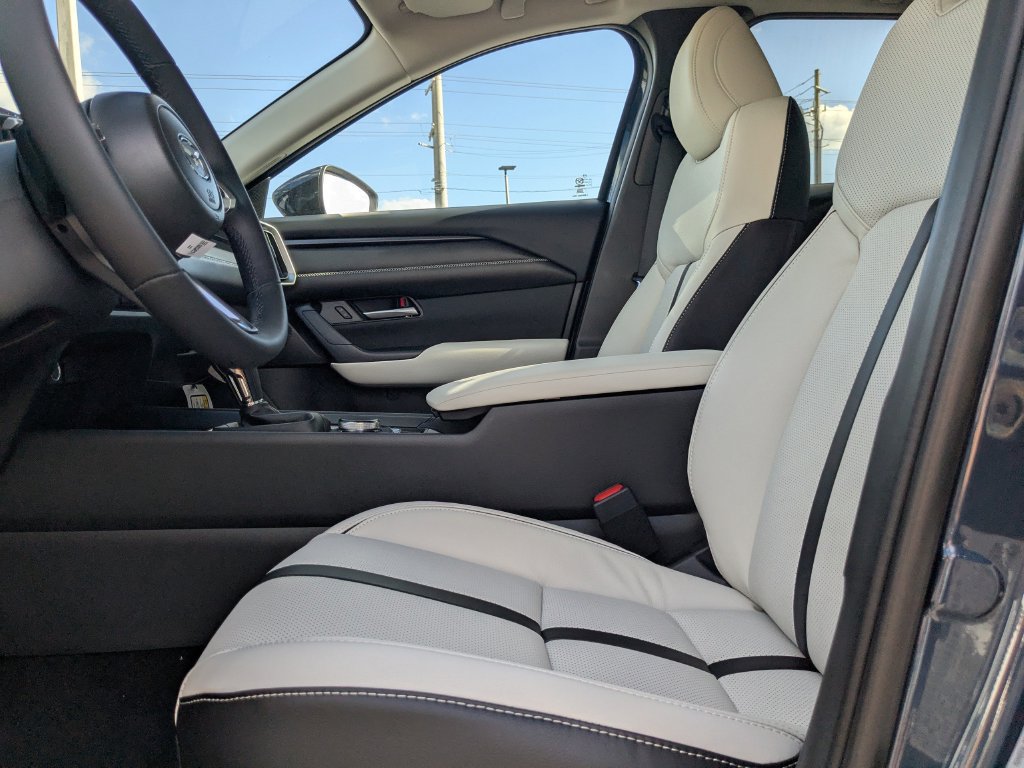 Used 2026 MAZDA CX-50 AWD 2.5 S w/ Weather Package image 14