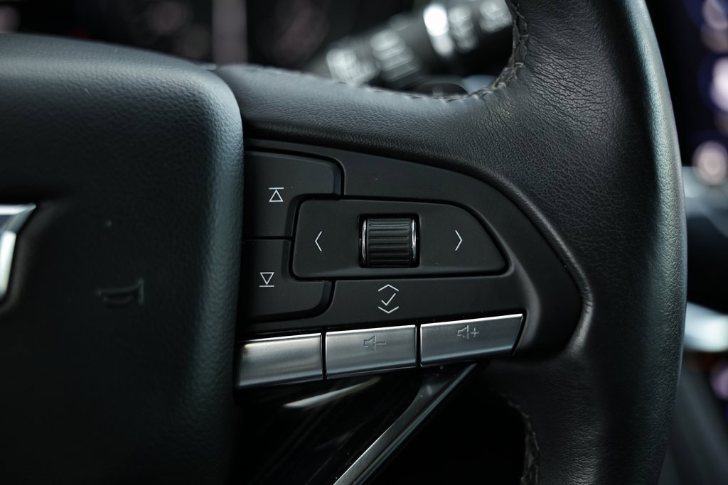 Used 2024 Cadillac XT6 Premium Luxury w/ Technology Package image 36