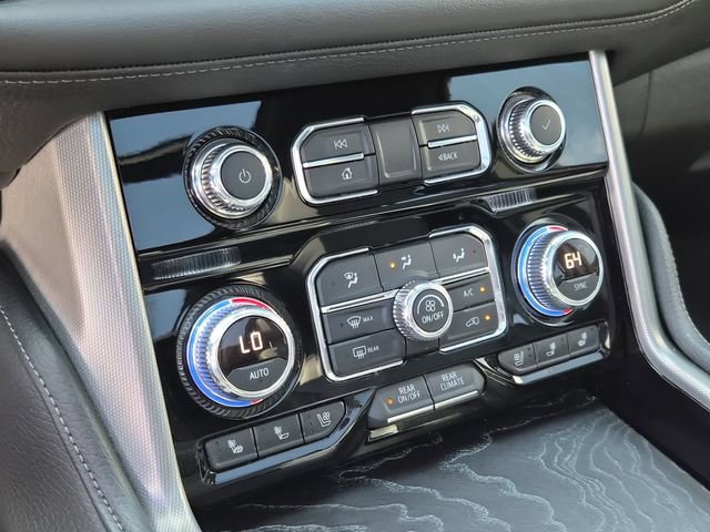 Used 2021 GMC Yukon XL Denali w/ Advanced Technology Package image 29