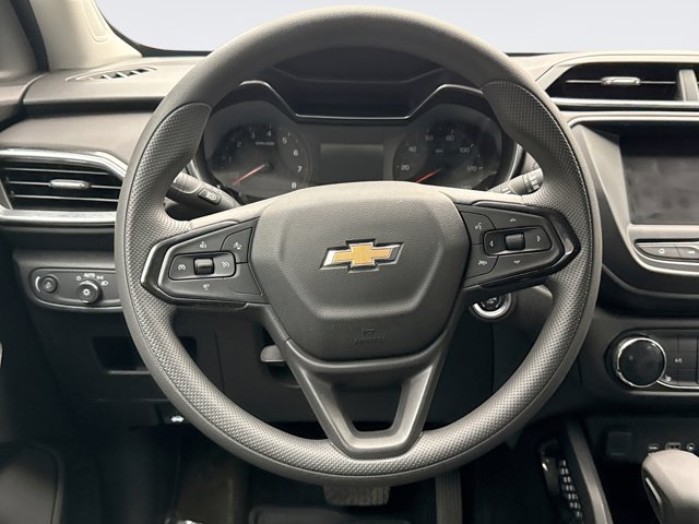 Used 2022 Chevrolet TrailBlazer LT AWD/4WD image 12