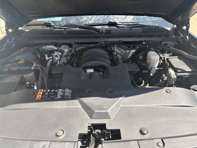 Used 2017 Chevrolet Silverado 1500 LTZ Z71 w/ LTZ Plus Package AWD/4WD image 21