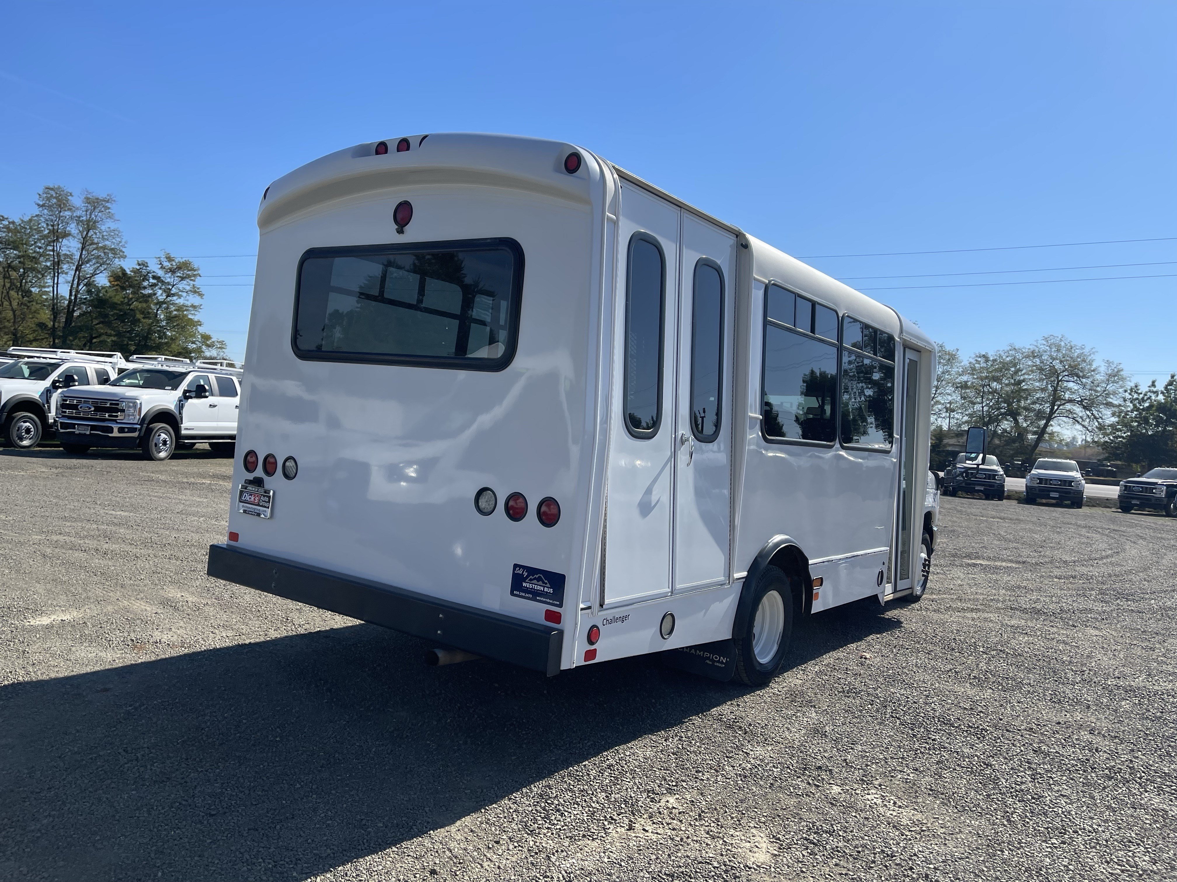Used 2017 Ford E-350 and Econoline 350 Super Duty w/ Shuttle Bus Prep Package RWD image 5