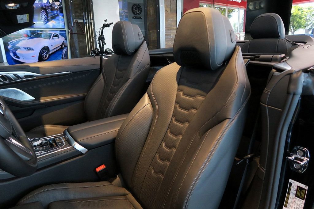 Used 2022 BMW M850i xDrive M850i xDrive Convertible image 14