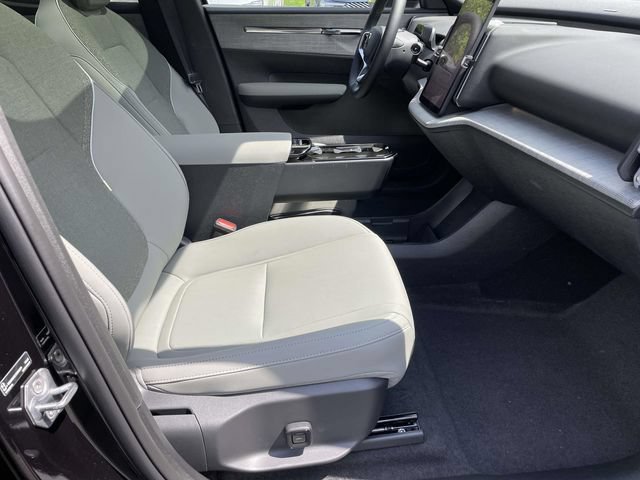 New 2026 Volvo EX30 Plus w/ Climate Package RWD image 21