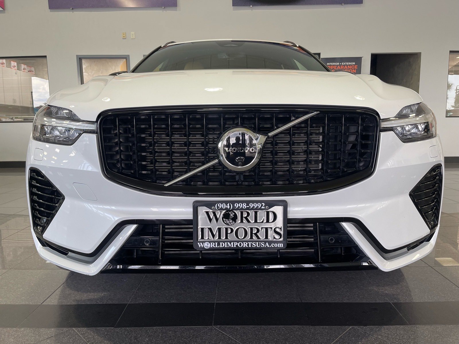 Used 2023 Volvo XC60 T8 Ultimate AWD/4WD image 8