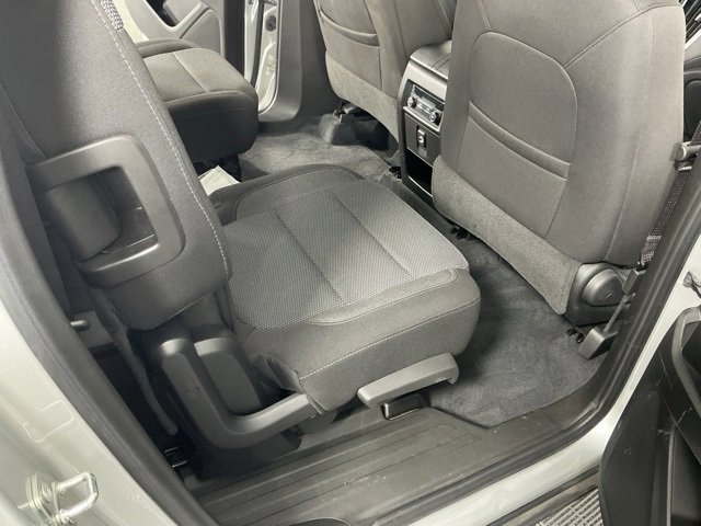 Used 2022 Chevrolet Traverse LT image 13