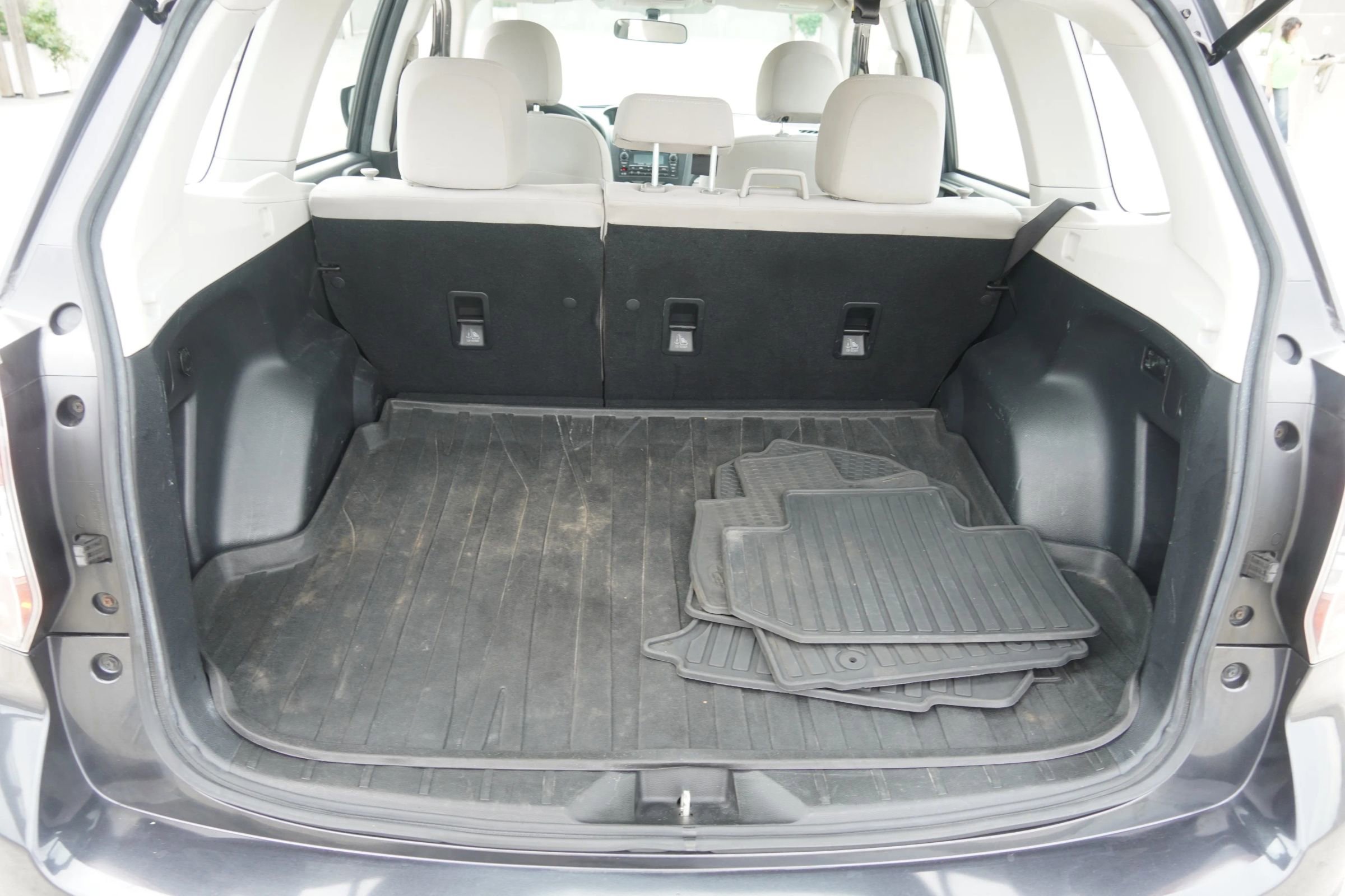 Used 2015 Subaru Forester 2.5i w/ Alloy Wheel Package image 19
