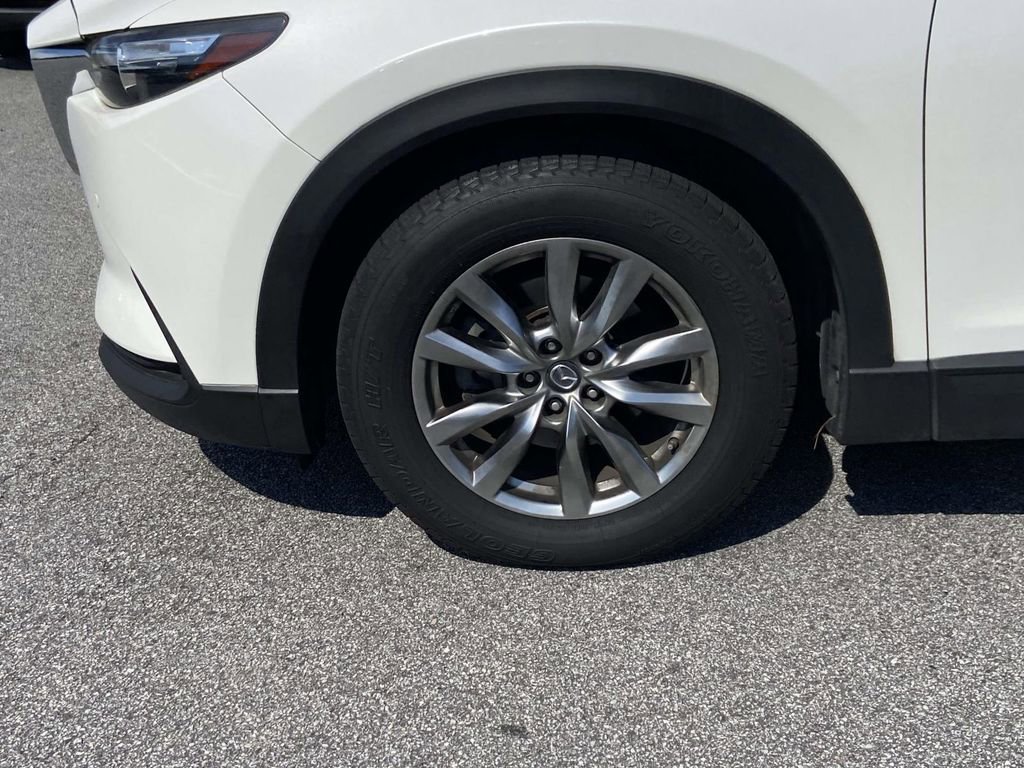 Used 2018 MAZDA CX-9 Touring w/ Touring Premium Package FWD image 6