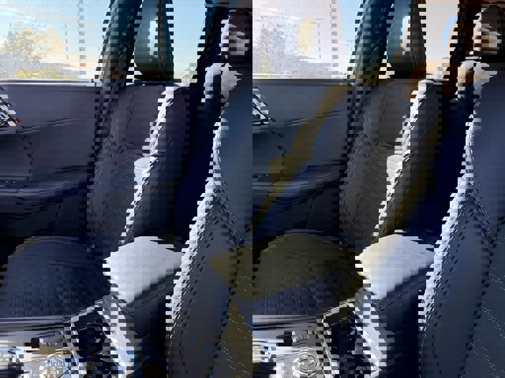 Used 2024 Mitsubishi Outlander SE image 22