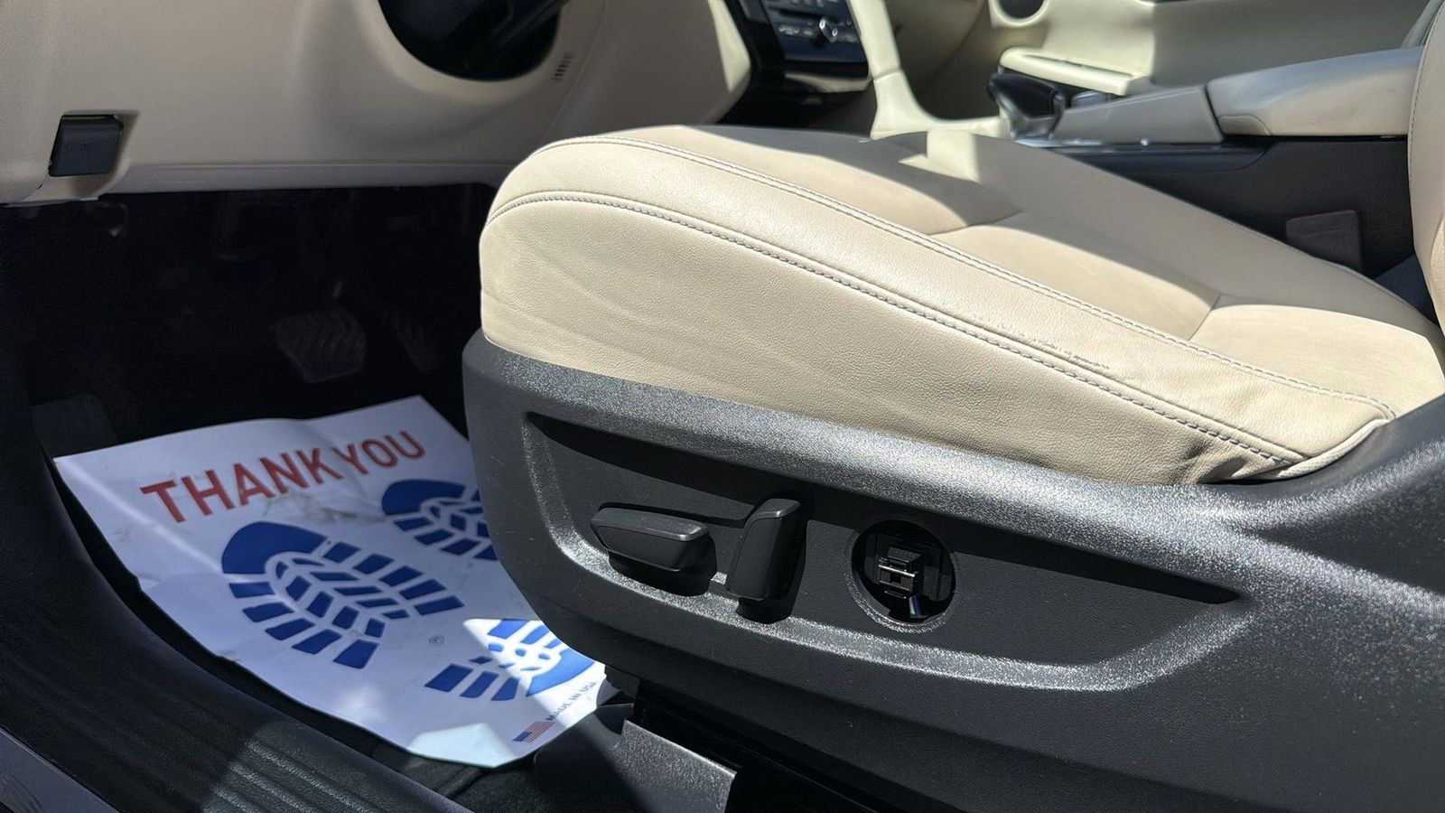 Used 2019 INFINITI QX50 Luxe w/ Cargo Package image 11