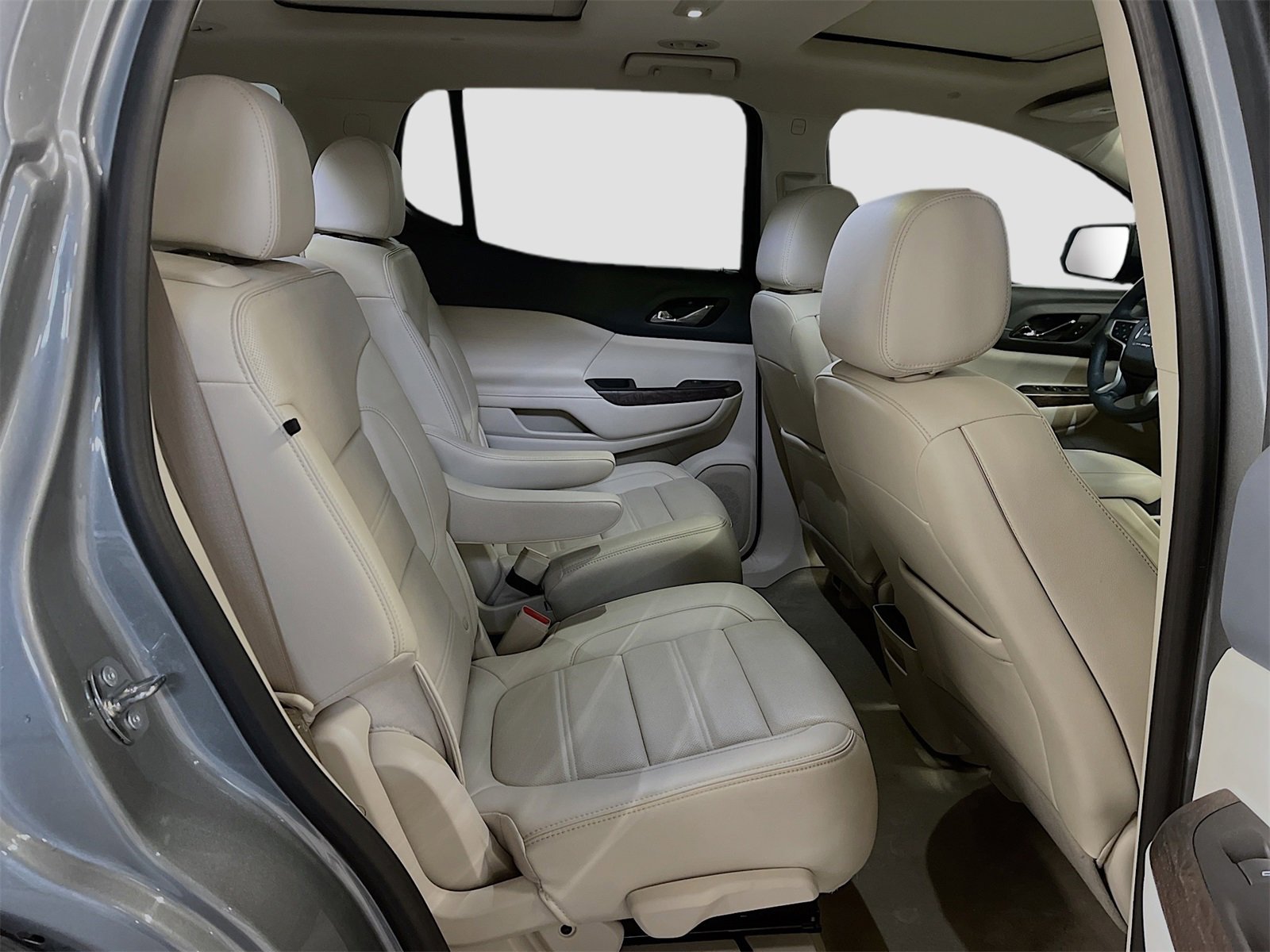 Used 2023 GMC Acadia Denali w/ Denali Ultimate Package image 31