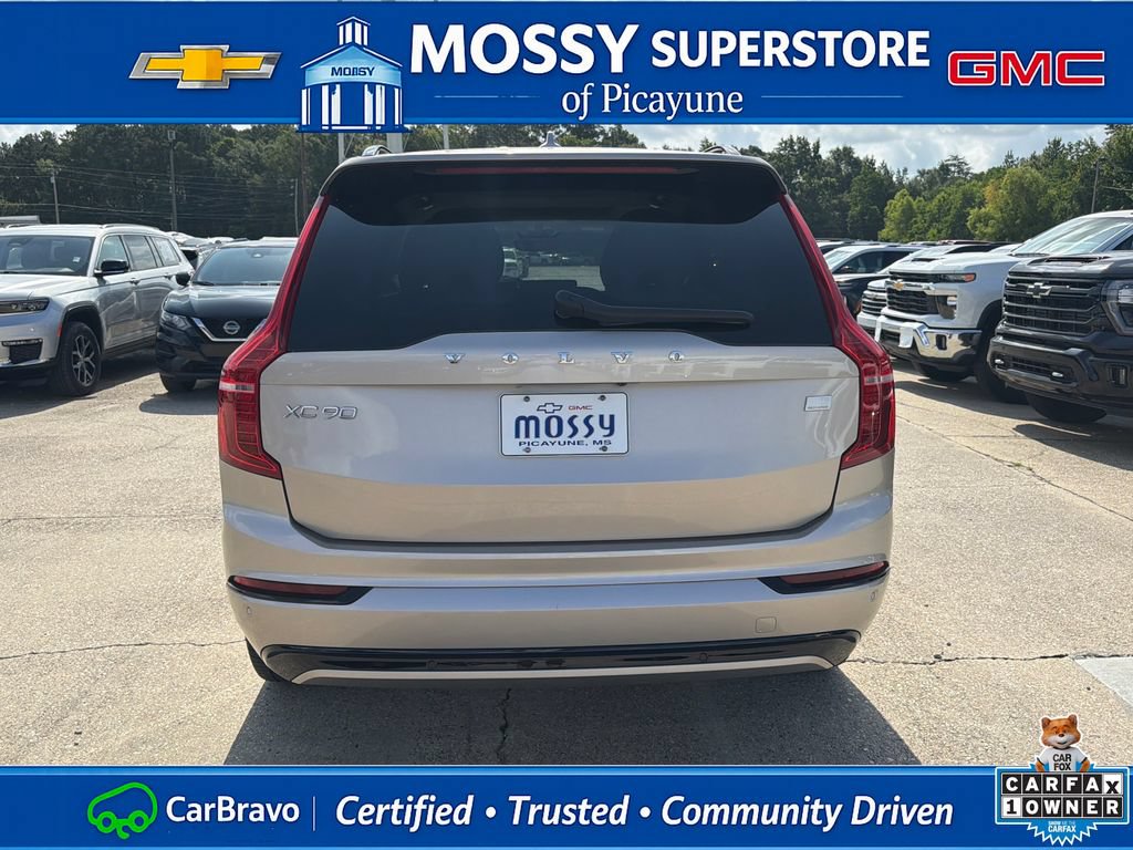 Used 2023 Volvo XC90 T8 Plus w/ Protection Package AWD/4WD image 5