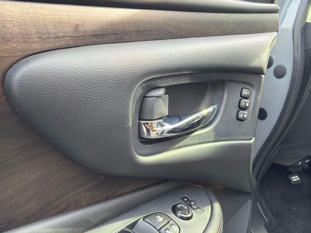Used 2024 Nissan Murano Platinum w/ Cargo Package AWD/4WD image 15