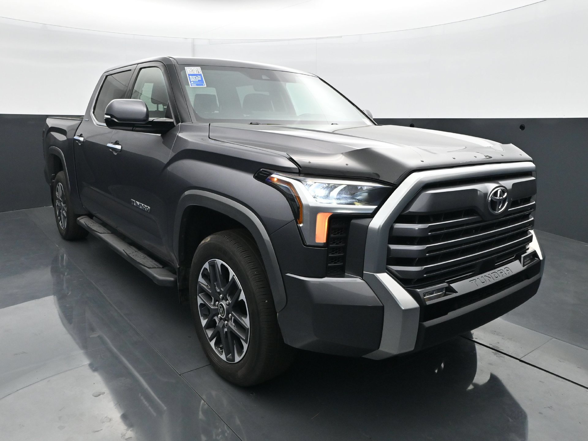 Used 2022 Toyota Tundra Limited AWD/4WD image 11