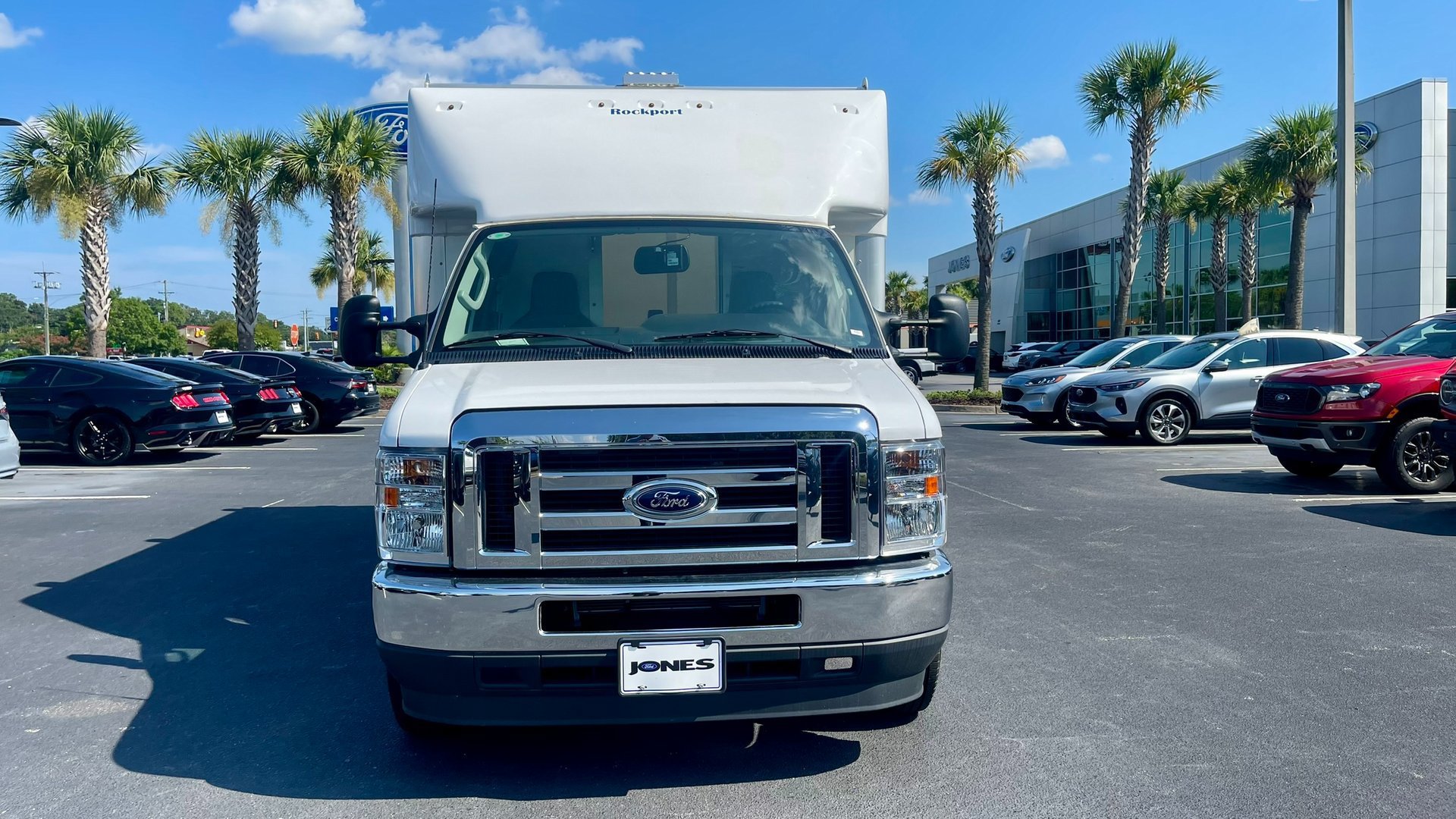 New 2024 Ford E-350 and Econoline 350 Super Duty w/ Power Windows & Locks Group RWD image 20