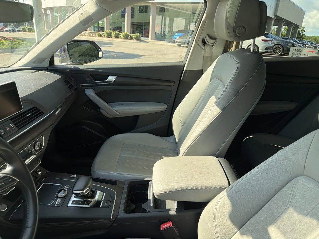 Used 2018 Audi Q5 Prestige w/ Prestige Package AWD/4WD image 11