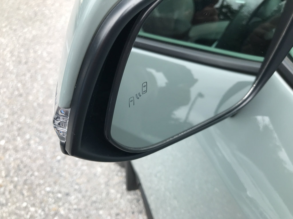 Certified 2021 Toyota RAV4 XLE Premium AWD/4WD image 11