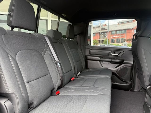 New 2026 RAM 1500 Express AWD/4WD image 24