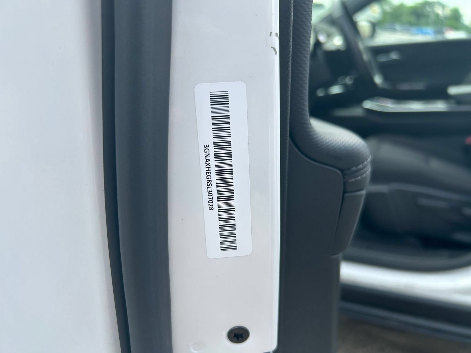 Used 2025 Chevrolet Equinox LT FWD image 23