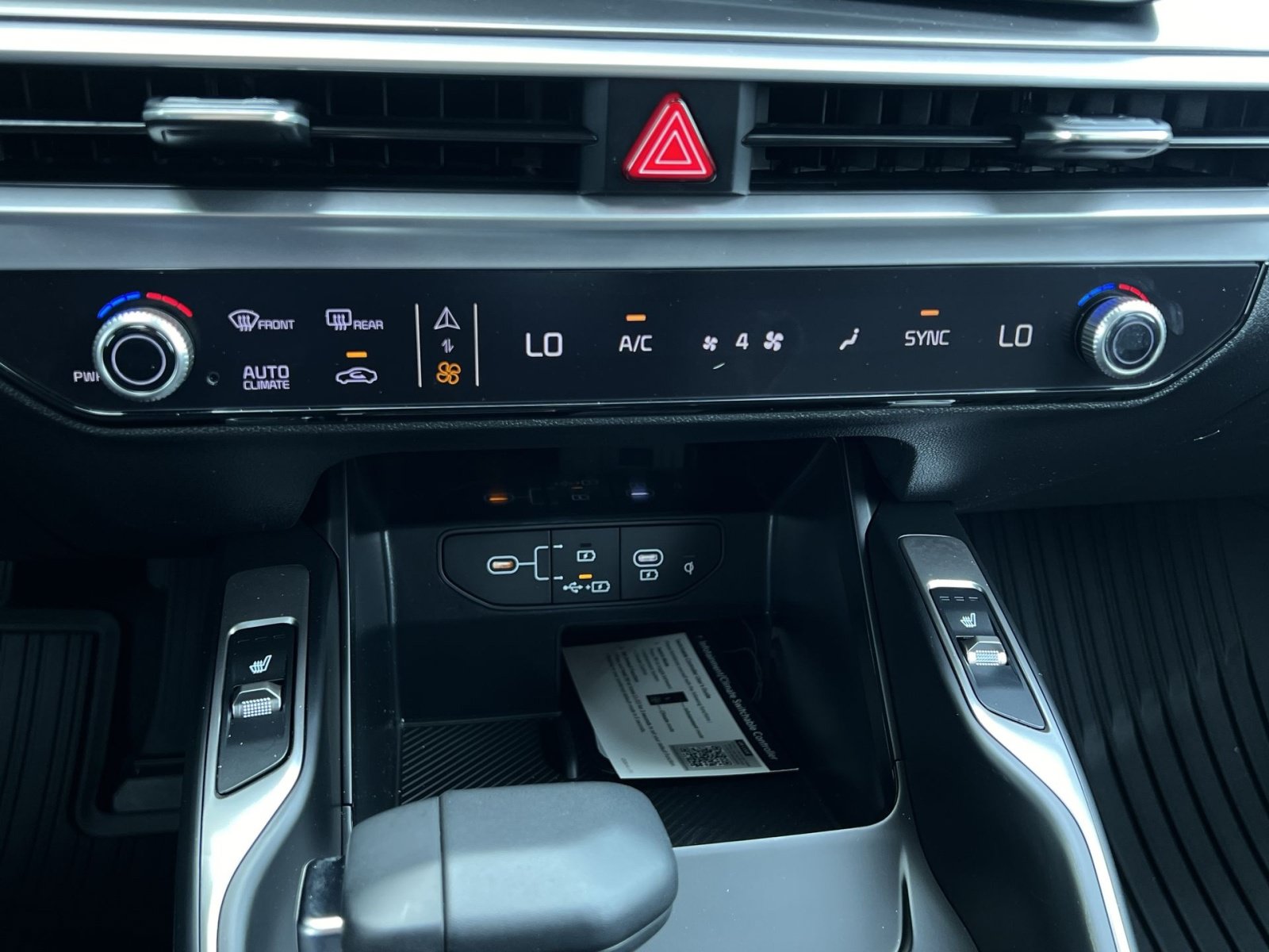 New 2026 Kia Sorento S FWD image 28