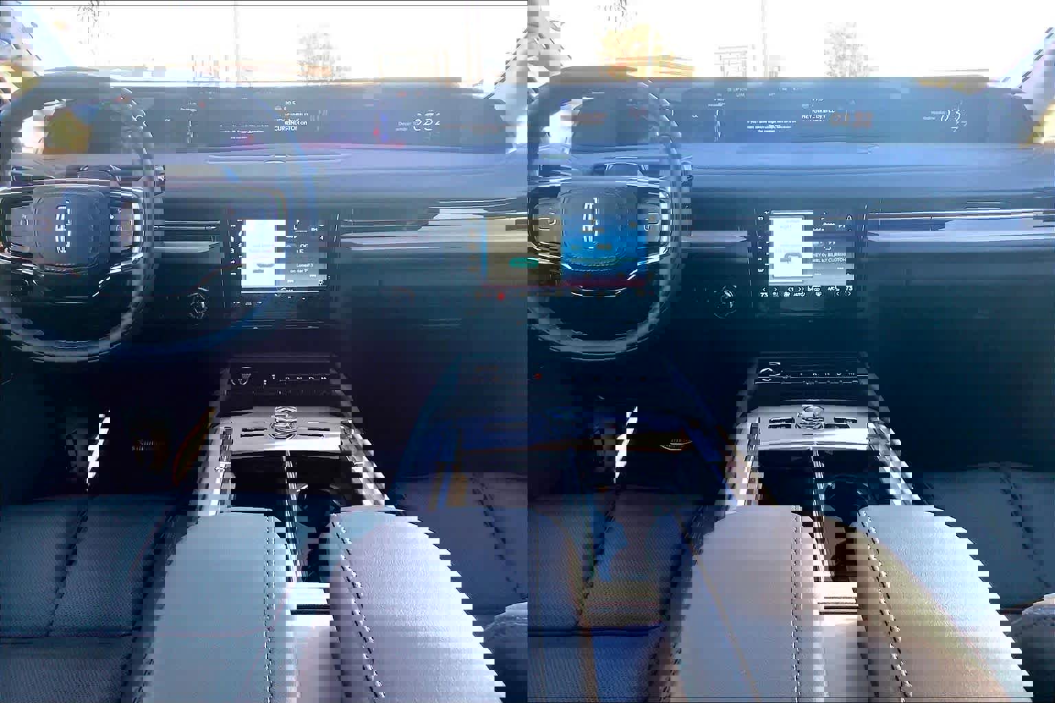 New 2025 Lincoln Navigator L Reserve image 5