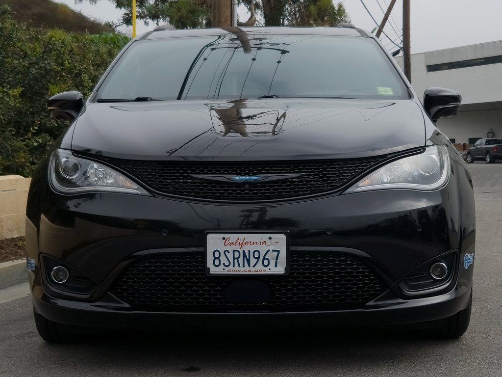 Used 2020 Chrysler Pacifica Limited w/ Advanced Safetytec Group image 28