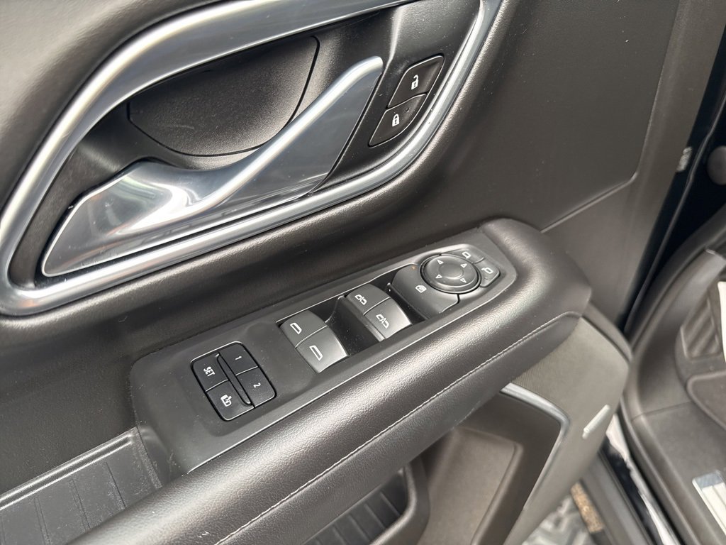 Used 2021 Chevrolet Tahoe Z71 image 14