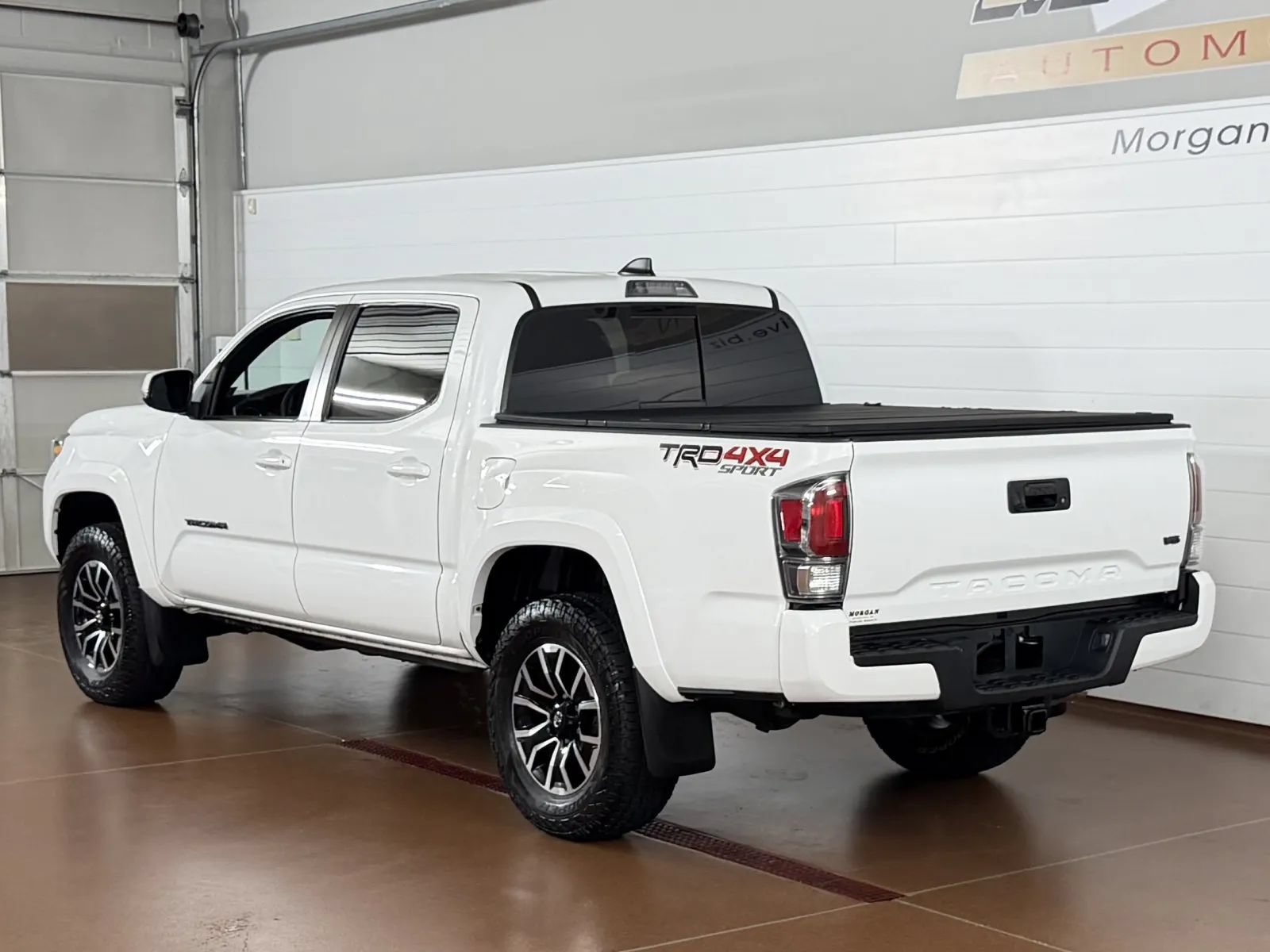 Used 2023 Toyota Tacoma TRD Sport AWD/4WD image 6