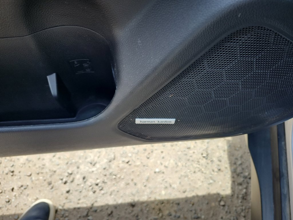 Used 2018 Subaru Outback 2.5i Limited image 17