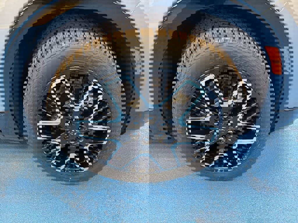 Used 2023 Chevrolet Blazer RS w/ Driver Confidence II Package image 3