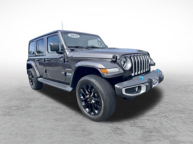 Used 2023 Jeep Wrangler Unlimited Sahara w/ Cold Weather Group AWD/4WD image 3