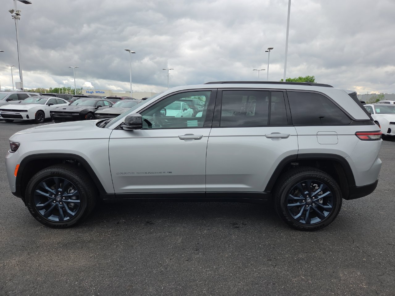 New 2026 Jeep Grand Cherokee Limited AWD/4WD image 4