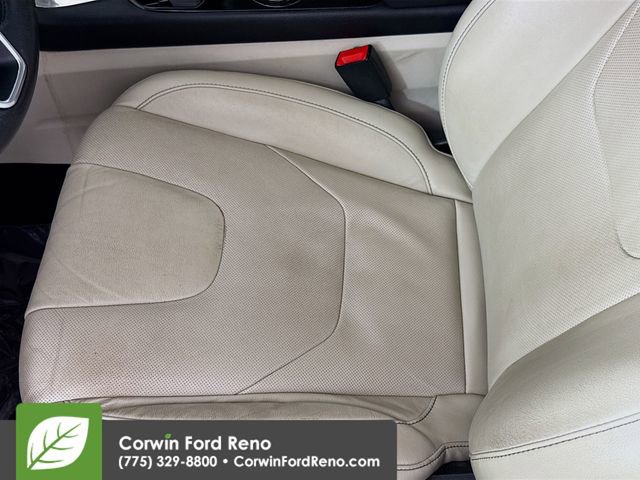 Used 2015 Ford Edge Titanium w/ Equipment Group 301A image 19