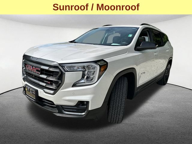 Certified 2022 GMC Terrain AT4 w/ Infotainment Package II AWD/4WD image 6
