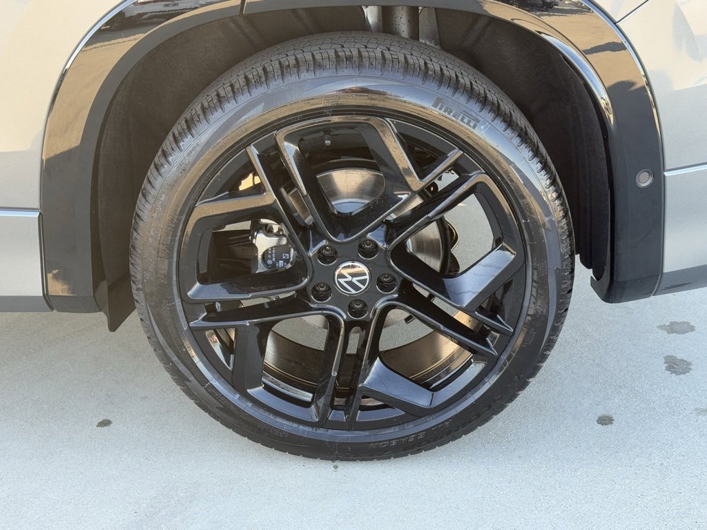 New 2026 Volkswagen Tiguan SE R-Line image 10