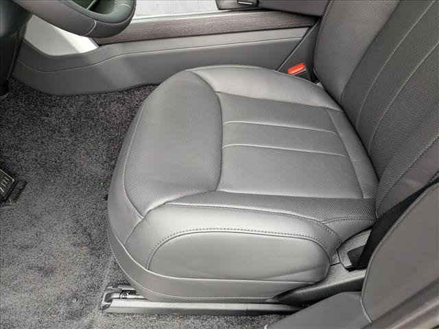 New 2026 Land Rover Range Rover Long Wheelbase SE image 4