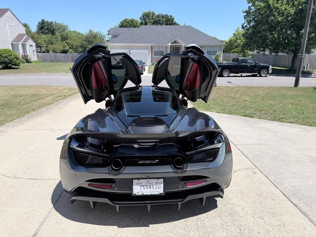 Used 2019 McLaren 720S Performance RWD image 36